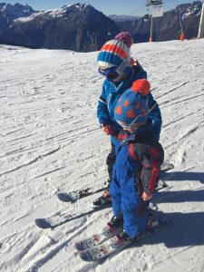 Children on the slopes at Vaujany